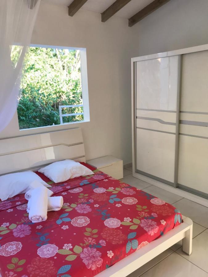 Villa Vue Sur Mer Десе Екстериор снимка