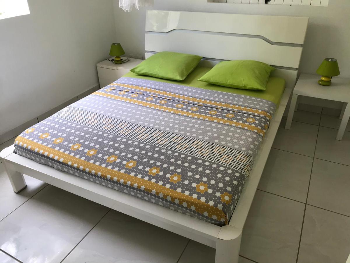 Villa Vue Sur Mer Десе Екстериор снимка